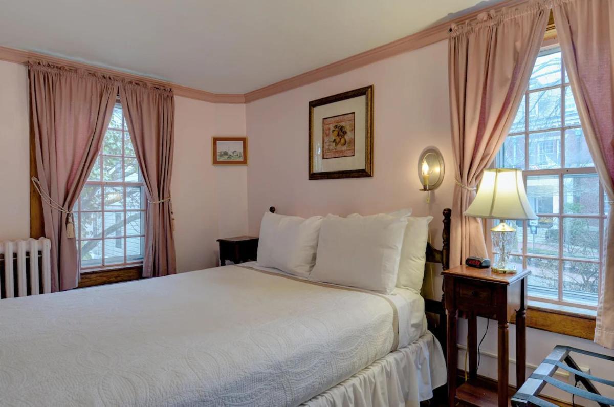Melville House Newport Luaran gambar