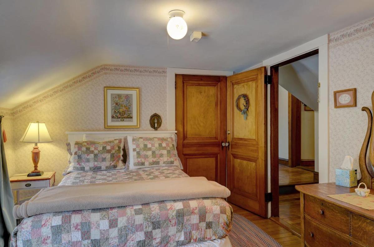 Melville House Newport Luaran gambar